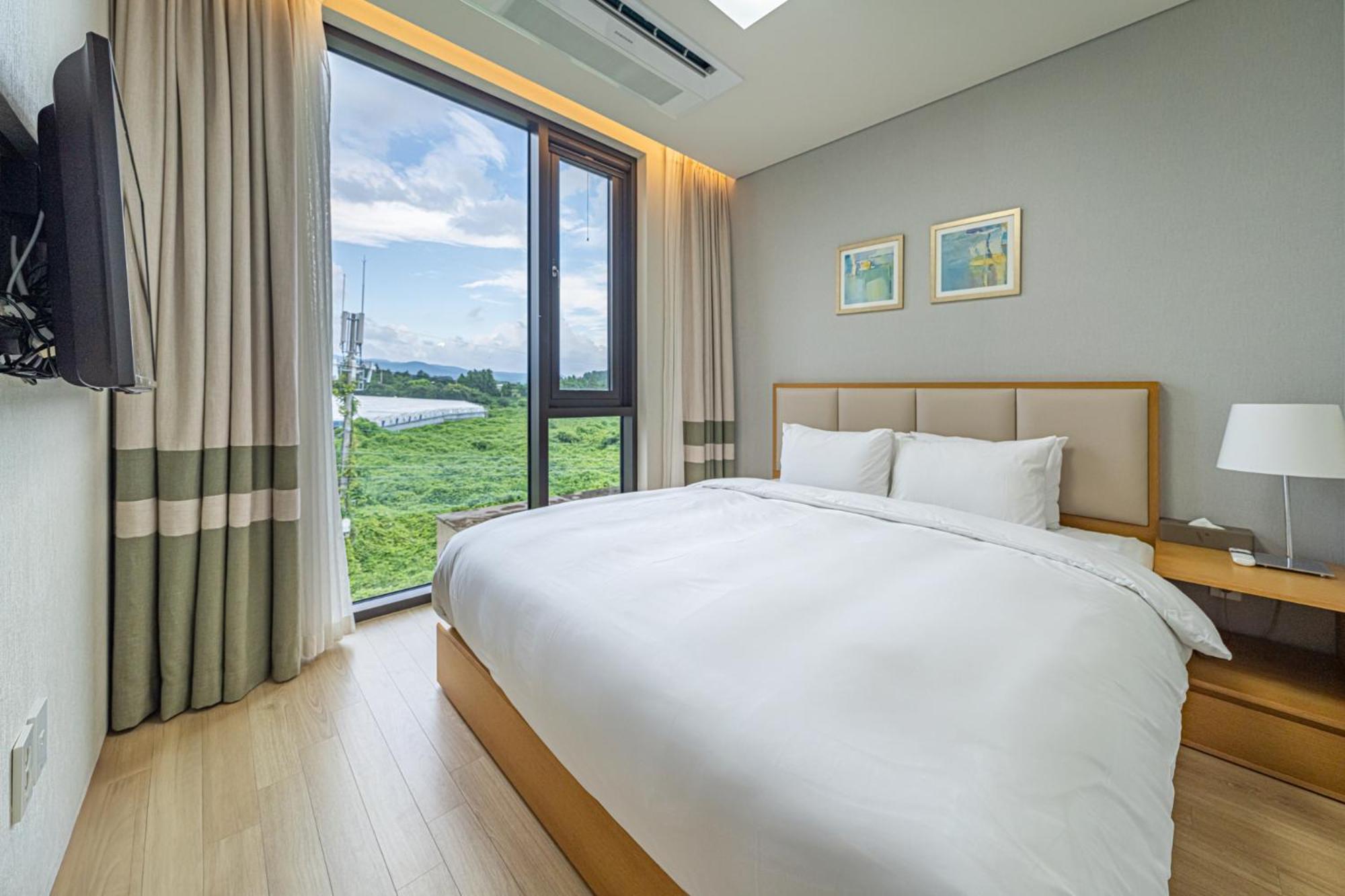 Velum Resort Seogwipo Exterior foto